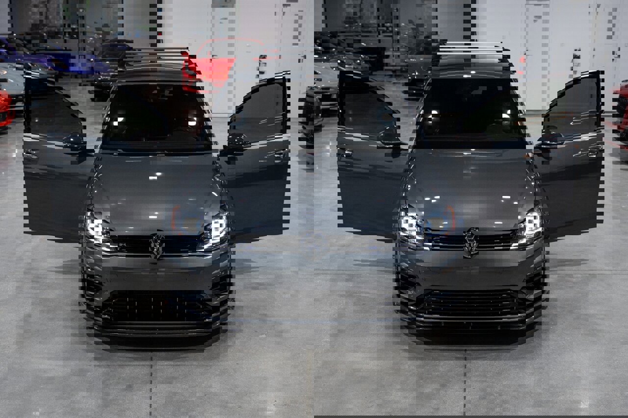 Used 2019 Volkswagen Golf R 4-Door image 43