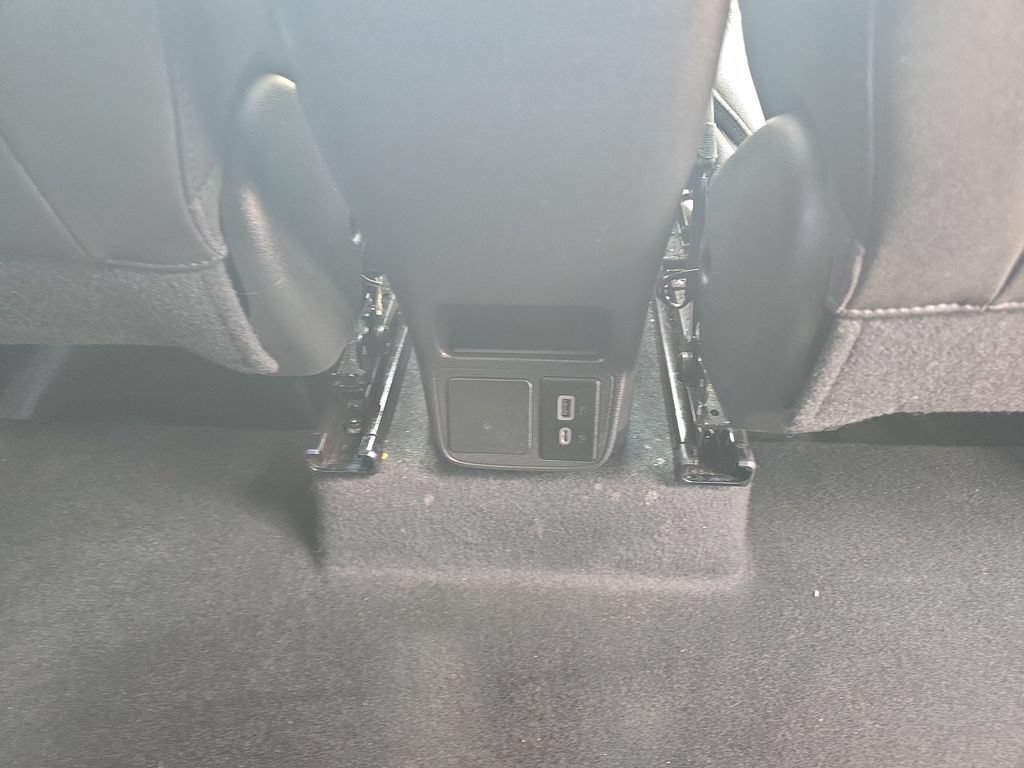 Used 2024 Buick Encore GX Preferred FWD image 17