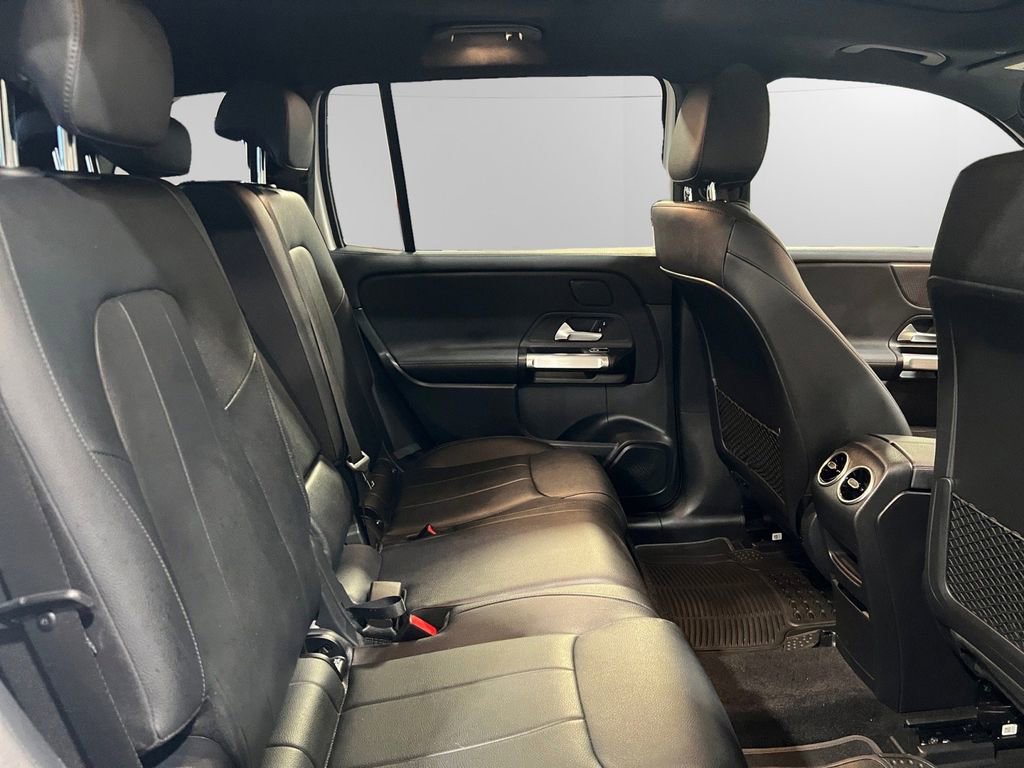 Used 2022 Mercedes-Benz EQB 300 4MATIC image 18