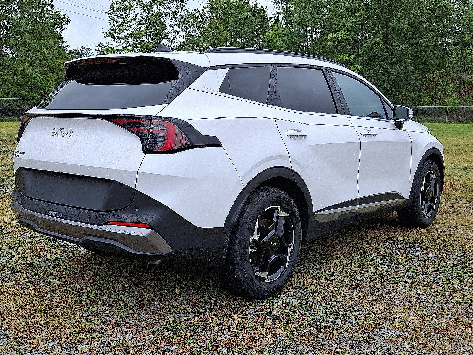 New 2026 Kia Sportage EX w/ EX Panorama Roof Package image 4