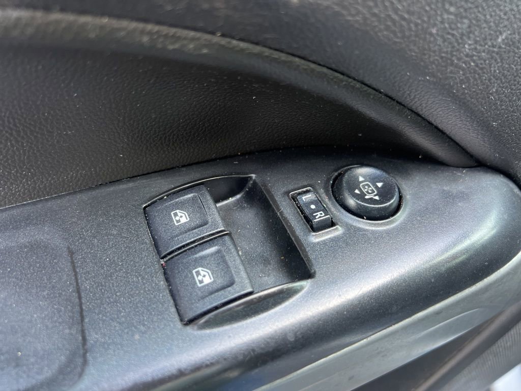 Used 2018 Chevrolet Colorado LT w/ LT Convenience Package image 23