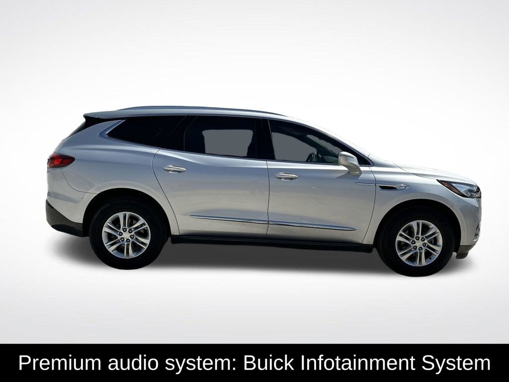 Used 2018 Buick Enclave Essence w/ Trailering Package image 9