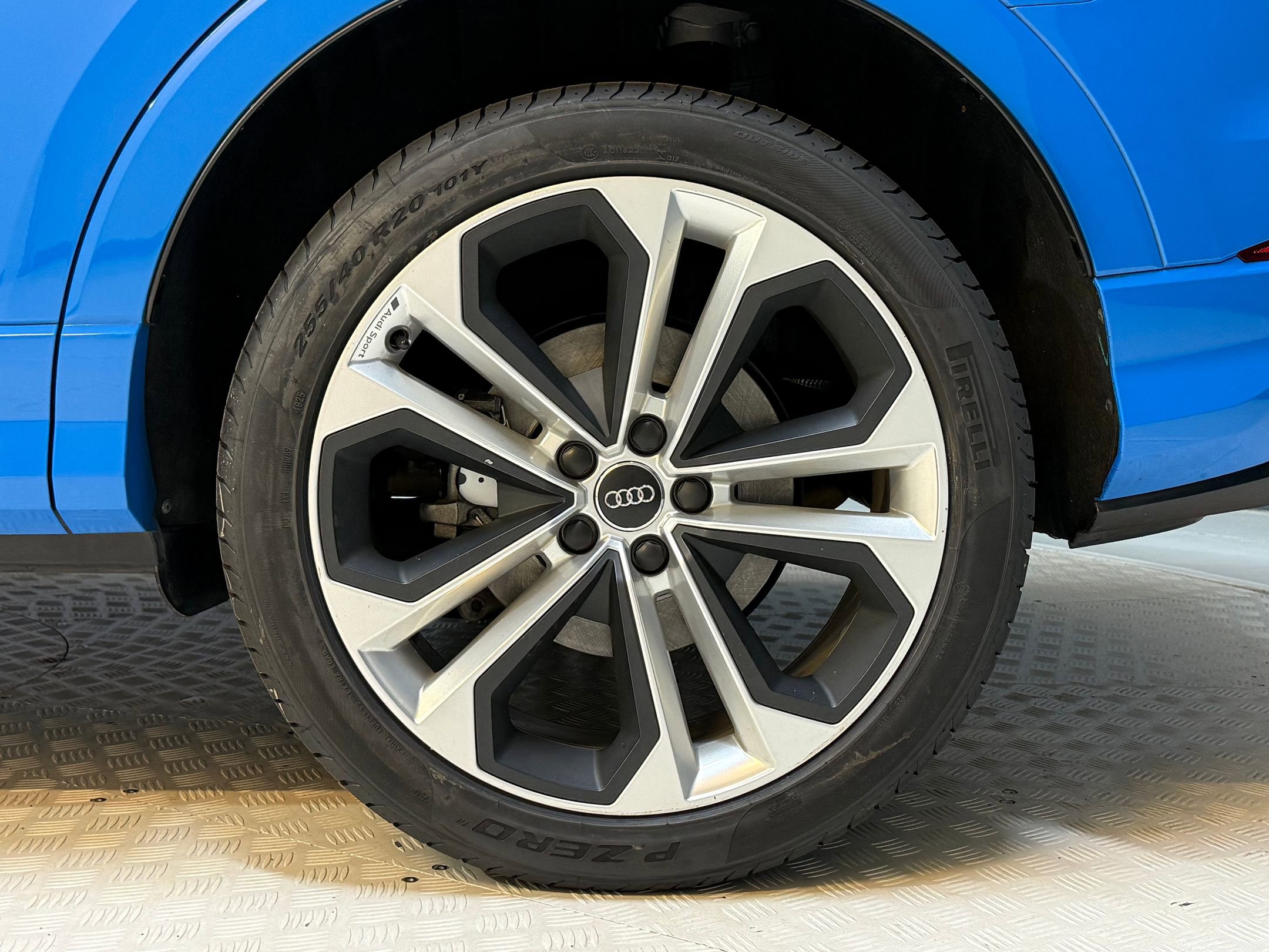 Used 2020 Audi Q3 2.0T Premium Plus w/ Premium Plus Package image 12