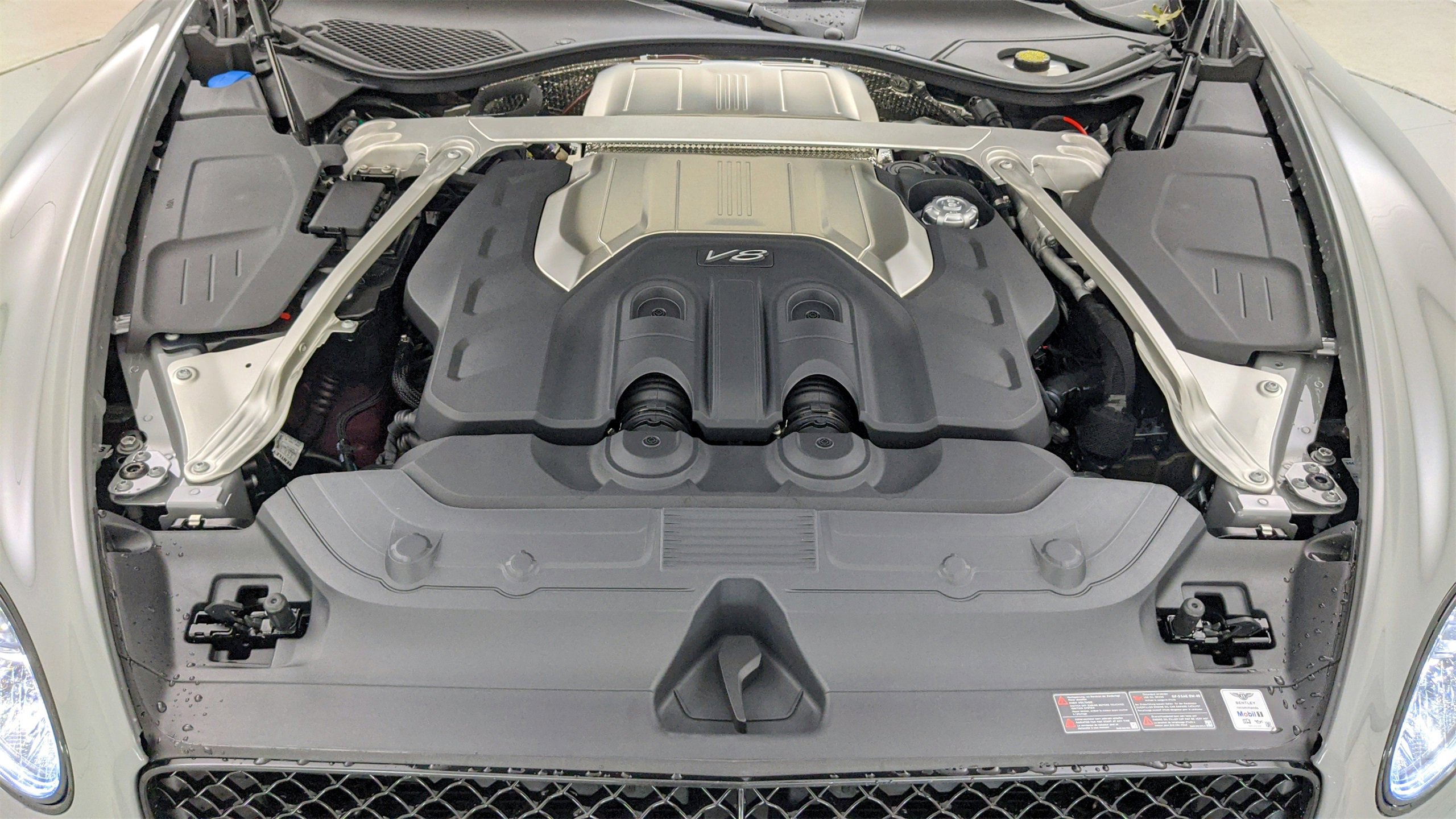 Used 2024 Bentley Continental GT V8 image 29