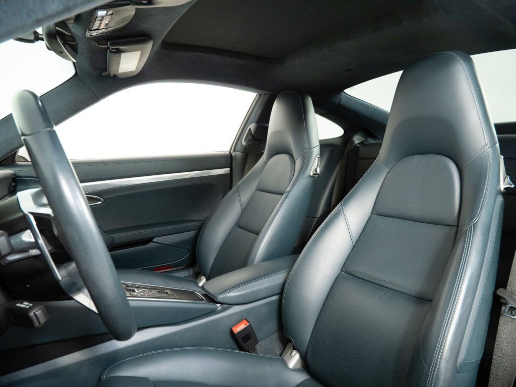 Used 2017 Porsche 911 Carrera 4S image 5