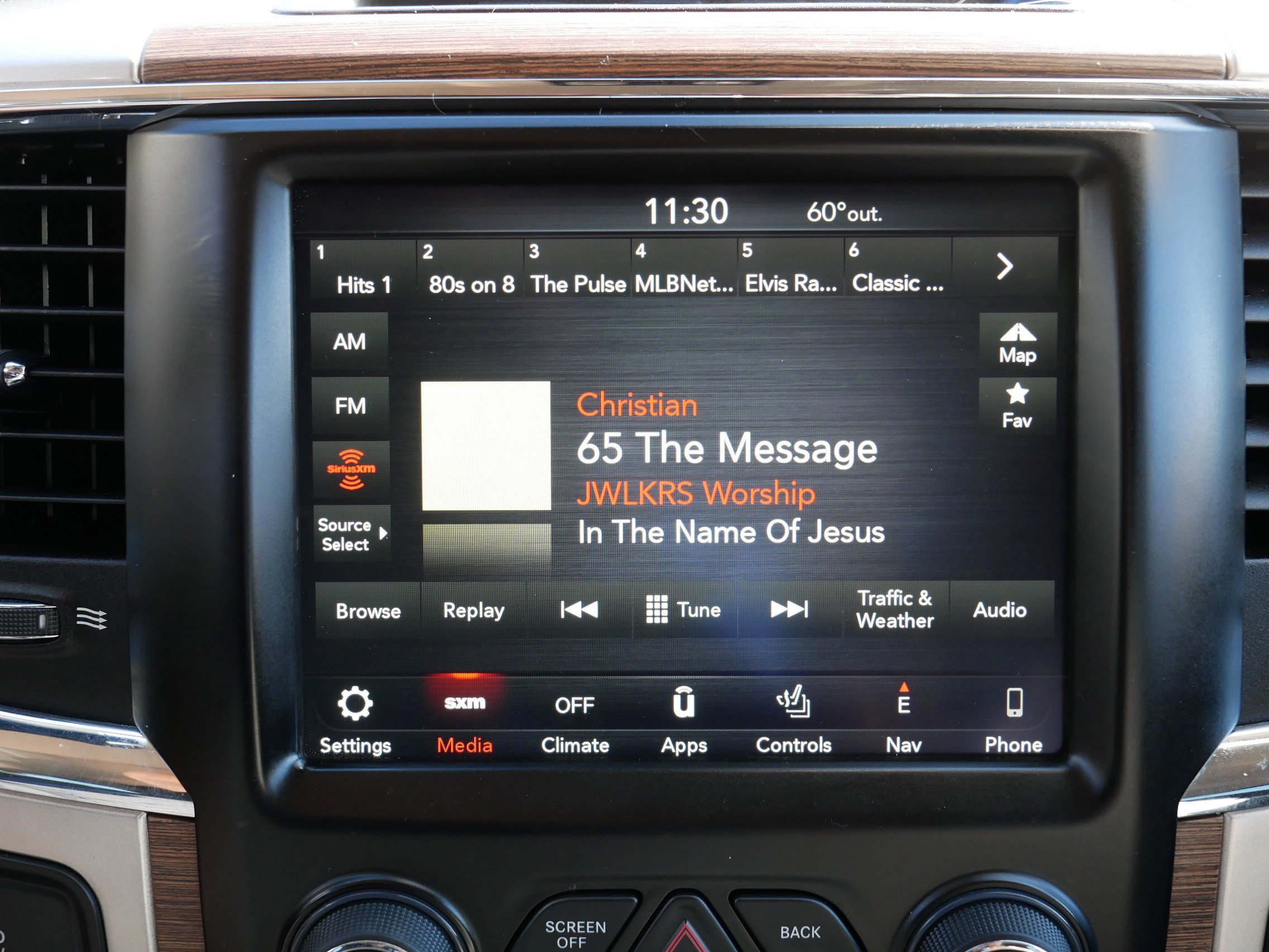 Used 2018 RAM 2500 Laramie w/ Snow Chief Group image 22