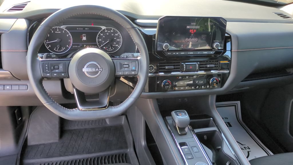 Used 2023 Nissan Pathfinder Rock Creek AWD/4WD image 17