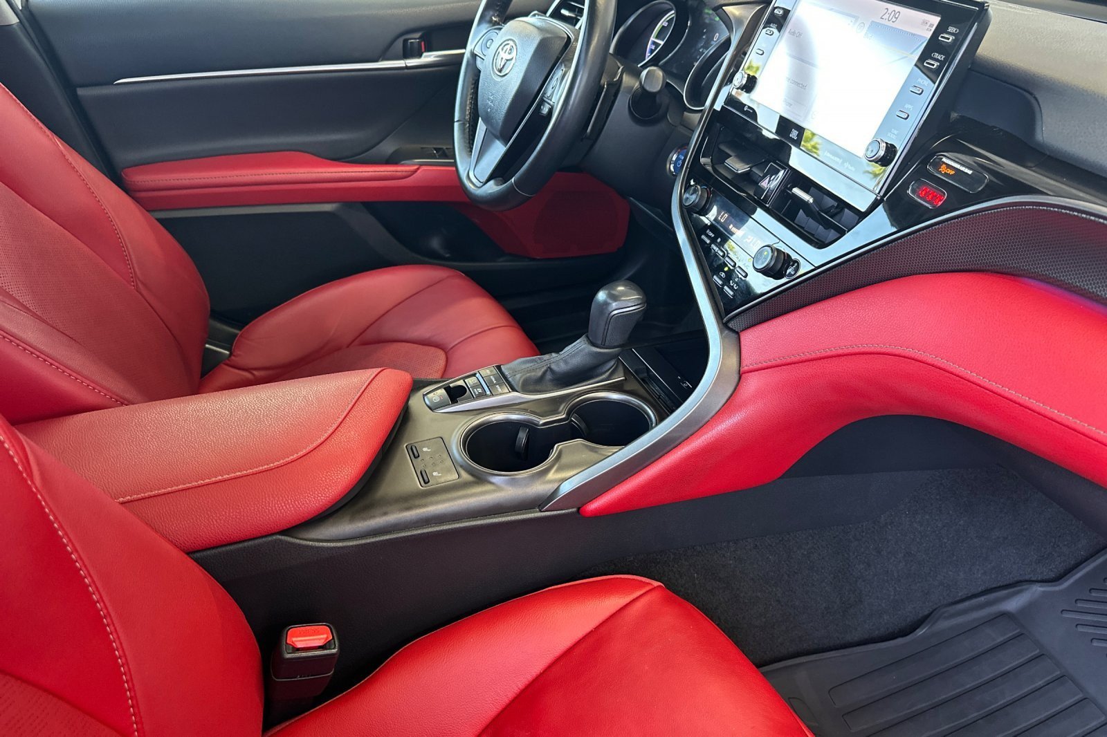 Certified 2023 Toyota Camry XSE w/ Navigation Package FWD image 14