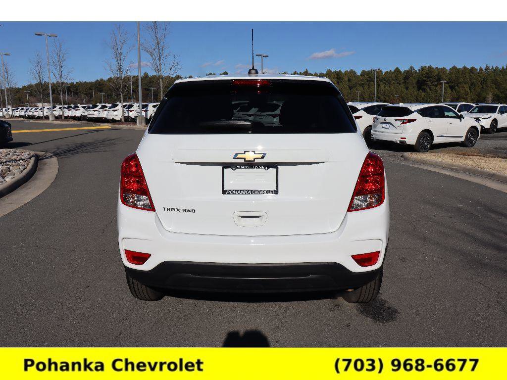 Used 2022 Chevrolet Trax LS w/ Tint and Cruise Package image 6