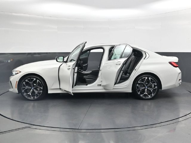 New 2026 BMW 330i xDrive Sedan w/ Premium Package AWD/4WD image 41