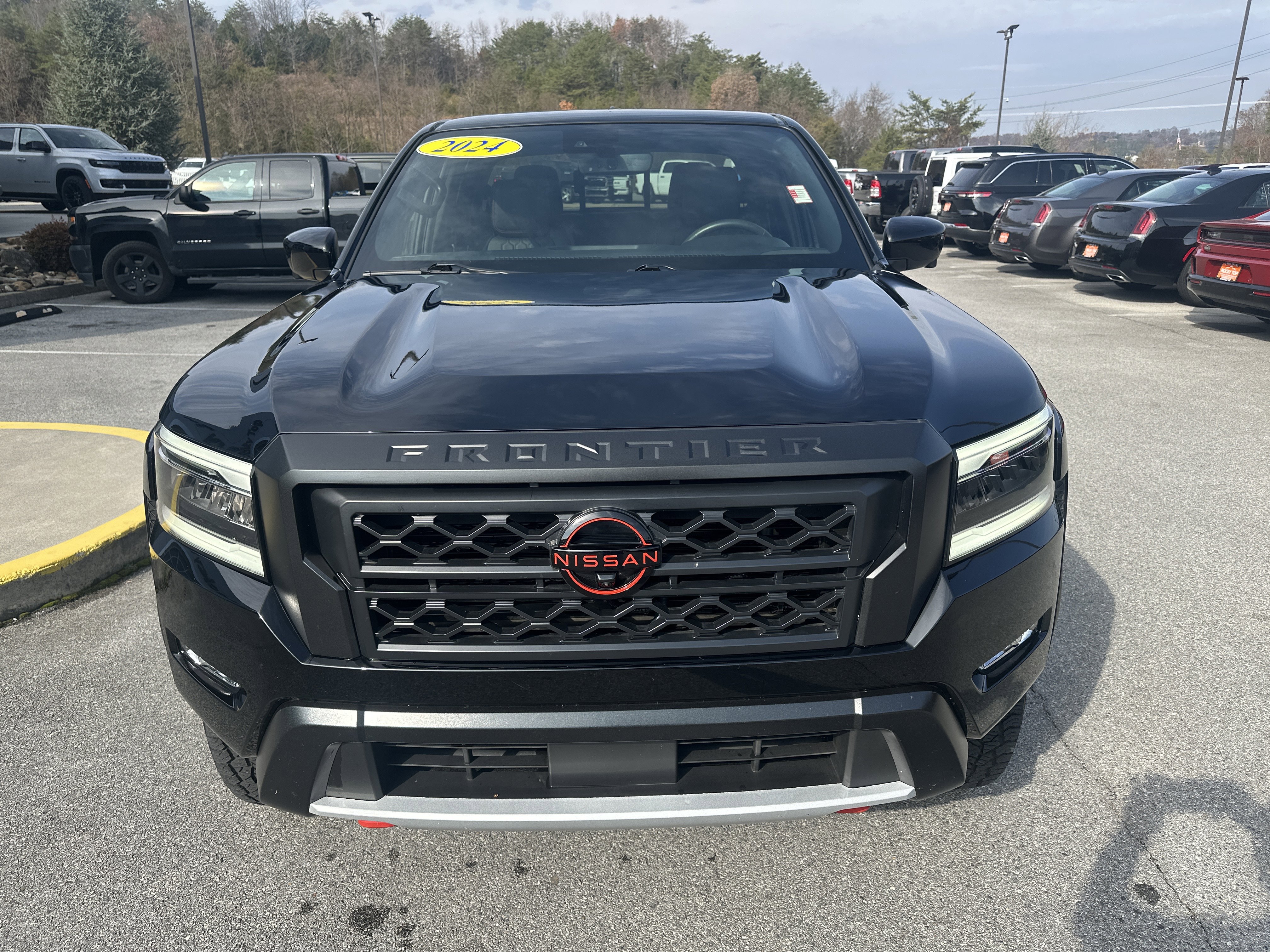 Used 2024 Nissan Frontier PRO-4X w/ Pro Premium Package image 4