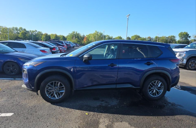 Certified 2023 Nissan Rogue S AWD/4WD image 9