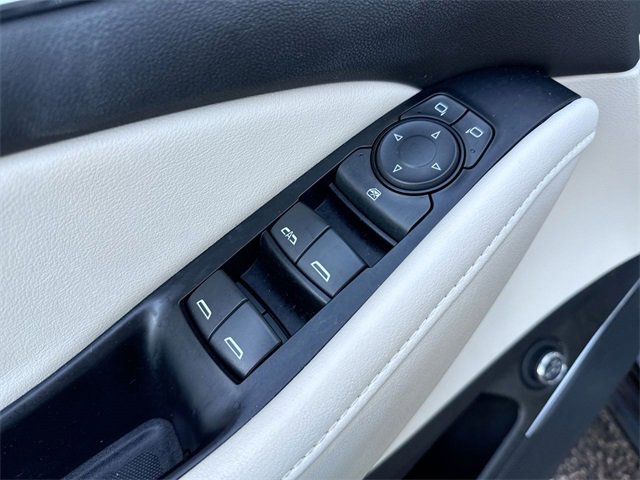 Used 2023 Buick Enclave Essence w/ Experience Buick Package image 13