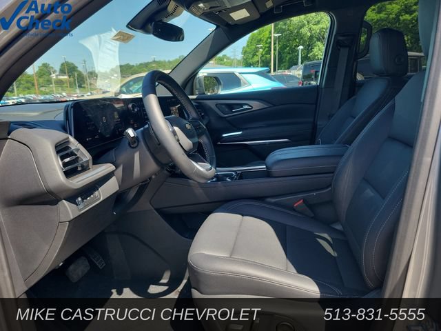 Used 2026 Chevrolet Traverse LT AWD/4WD image 24