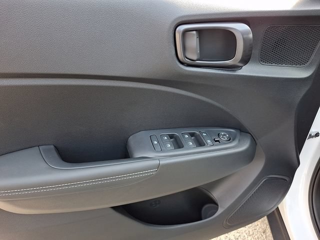 New 2026 Hyundai Venue SEL FWD image 11