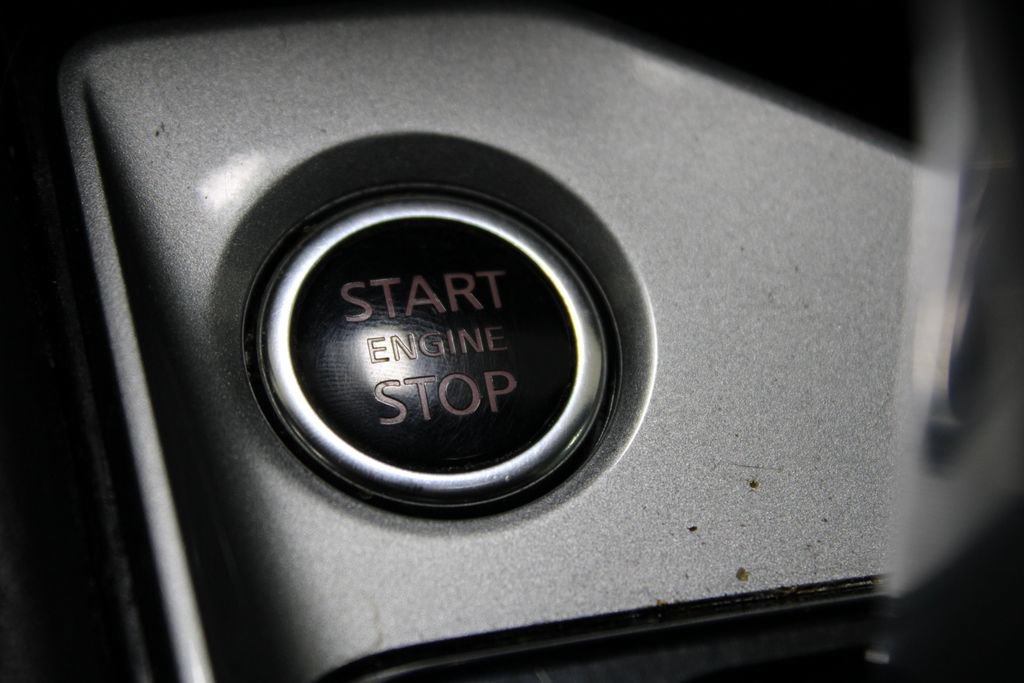 Used 2024 Nissan Altima 2.5 SV FWD image 30