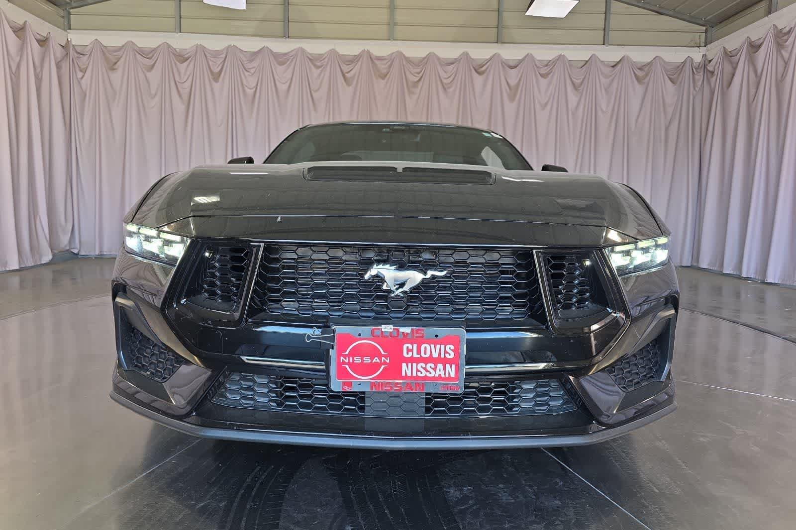 Used 2025 Ford Mustang GT Premium RWD image 11