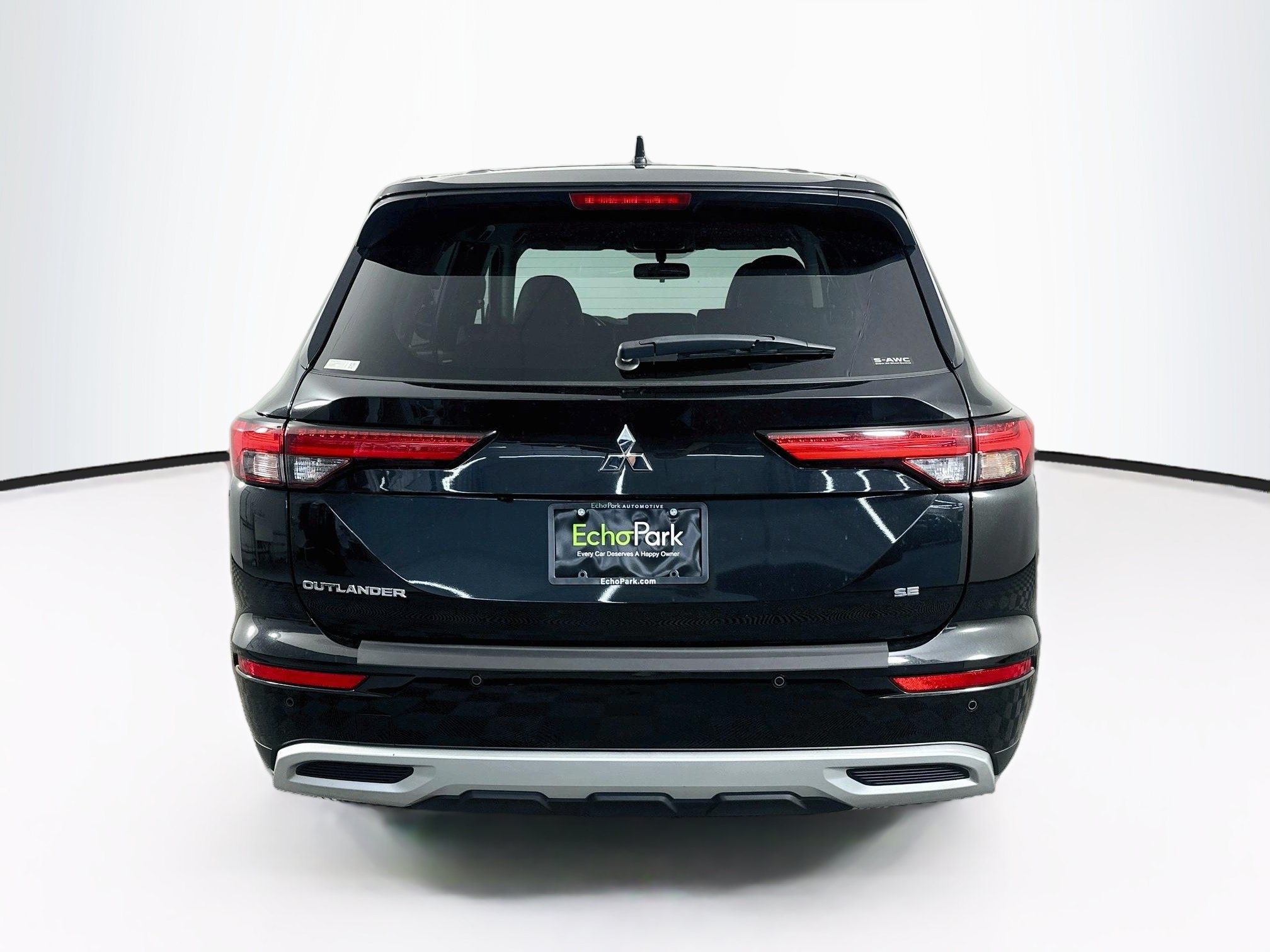 Used 2024 Mitsubishi Outlander SE Black Edition AWD/4WD image 7