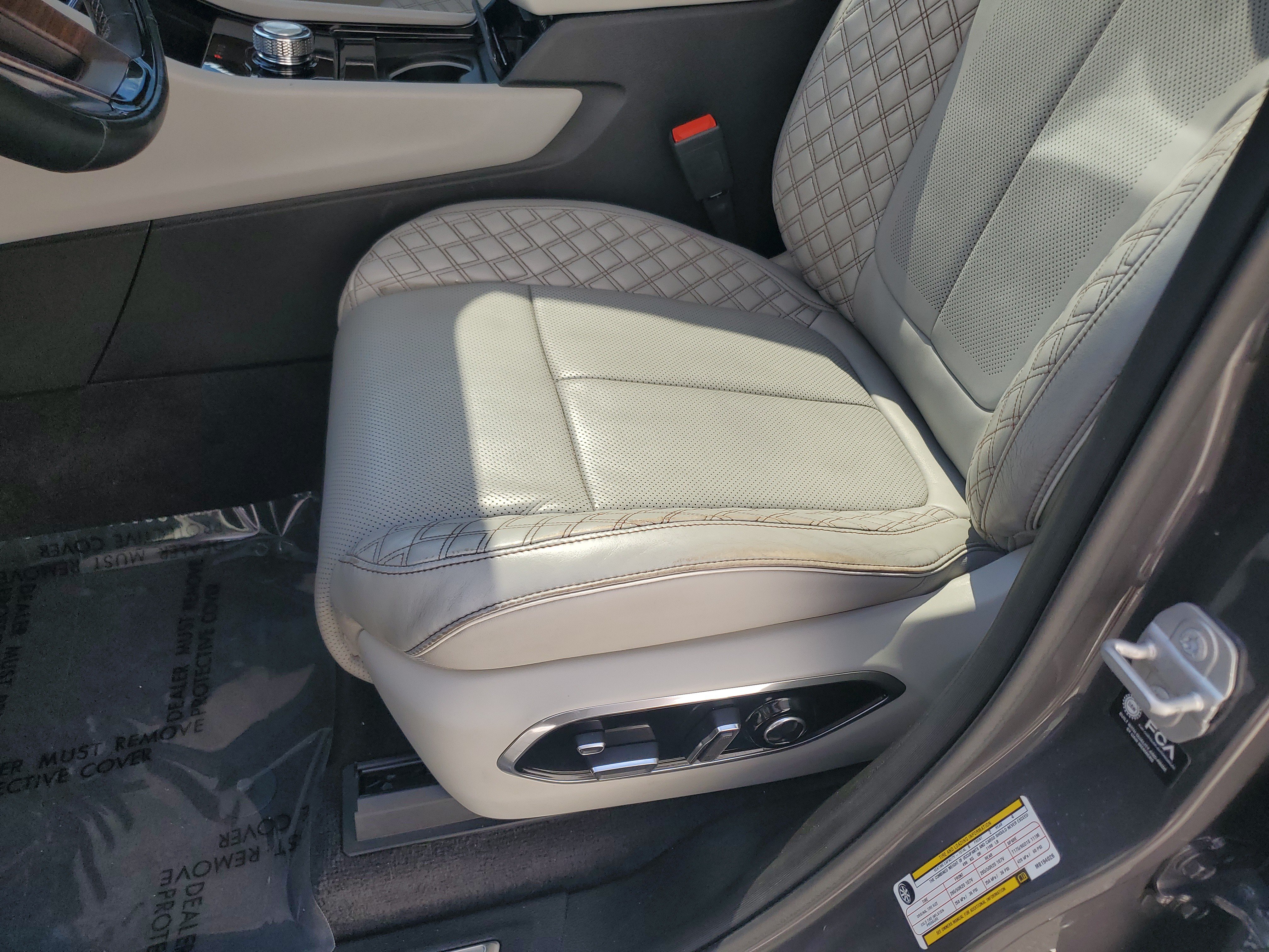 Used 2021 Jeep Grand Cherokee L Summit w/ Luxury Tech Group V RWD image 23