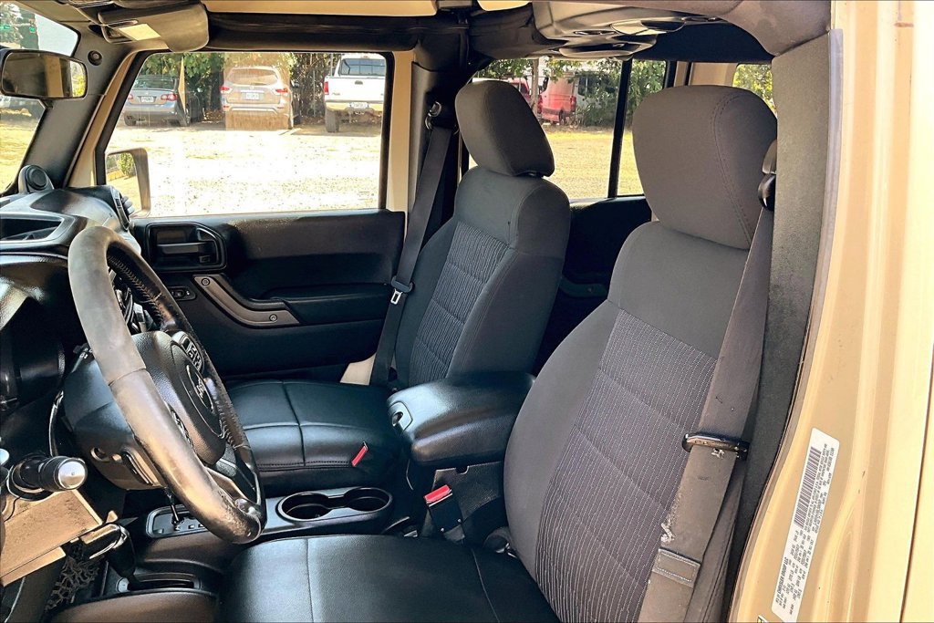 Used 2011 Jeep Wrangler Unlimited Sport AWD/4WD image 9