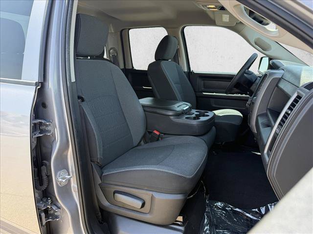 Used 2022 RAM 1500 Tradesman w/ Chrome Plus Package RWD image 13