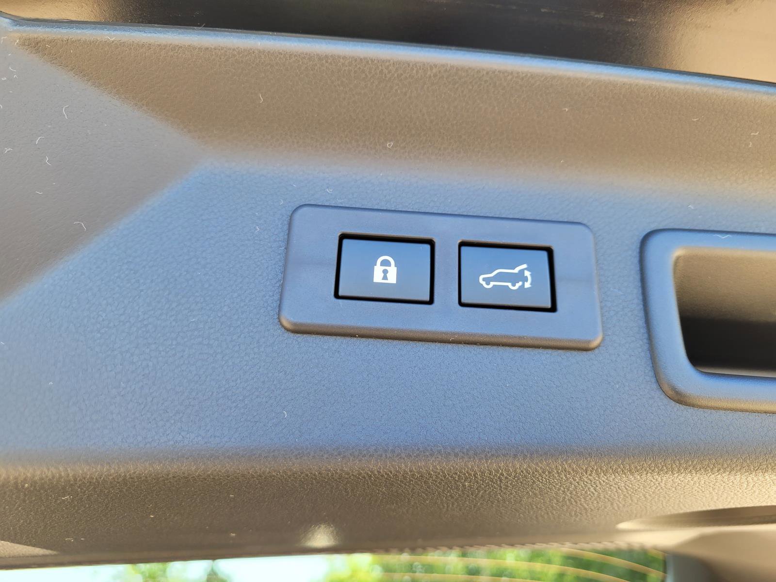 Used 2025 Subaru Forester Limited AWD/4WD image 19