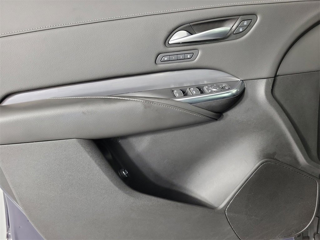 Certified 2025 Cadillac XT4 Premium Luxury image 18