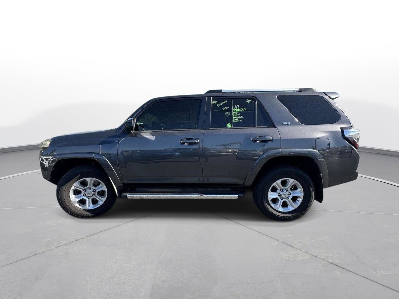 Used 2019 Toyota 4Runner SR5 AWD/4WD image 9