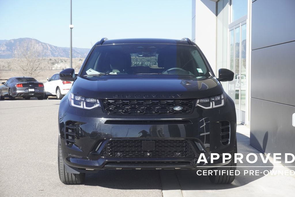 Used 2025 Land Rover Discovery Sport Dynamic SE image 5