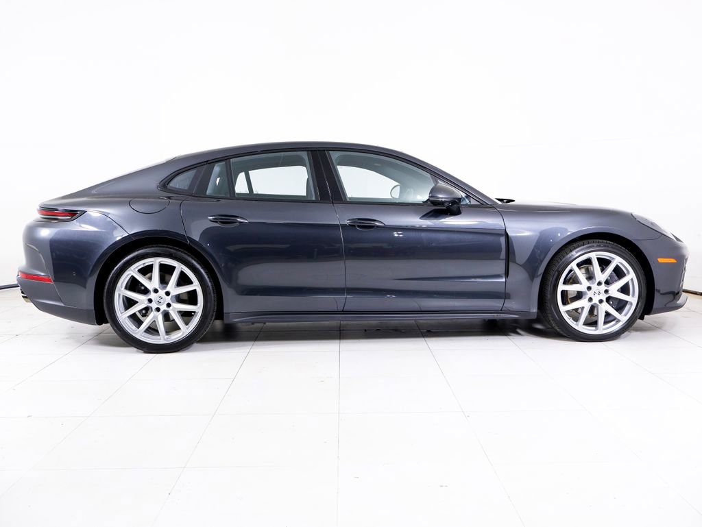Certified 2025 Porsche Panamera 4 AWD/4WD image 29