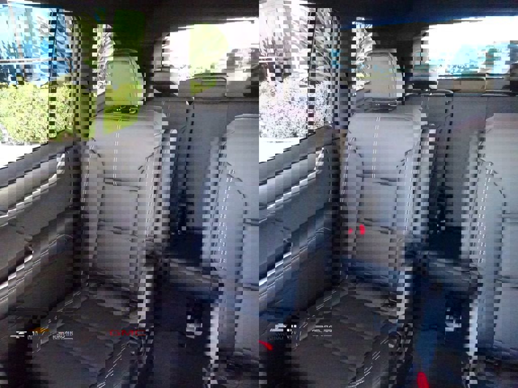 New 2026 GMC Acadia Elevation w/ Black Edition image 14