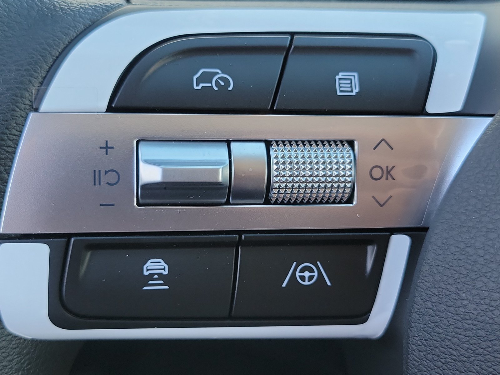 New 2026 Hyundai Tucson SE FWD image 8