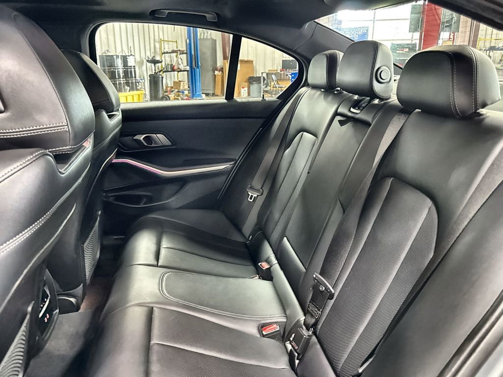 Used 2023 BMW 330i Sedan RWD image 25