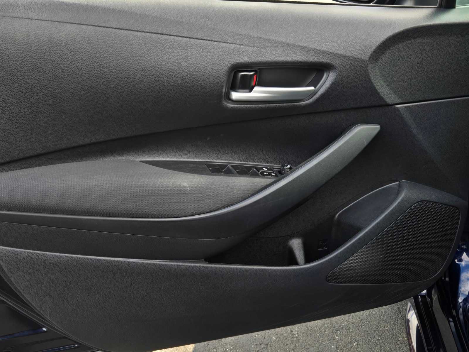 Certified 2020 Toyota Corolla LE FWD image 8