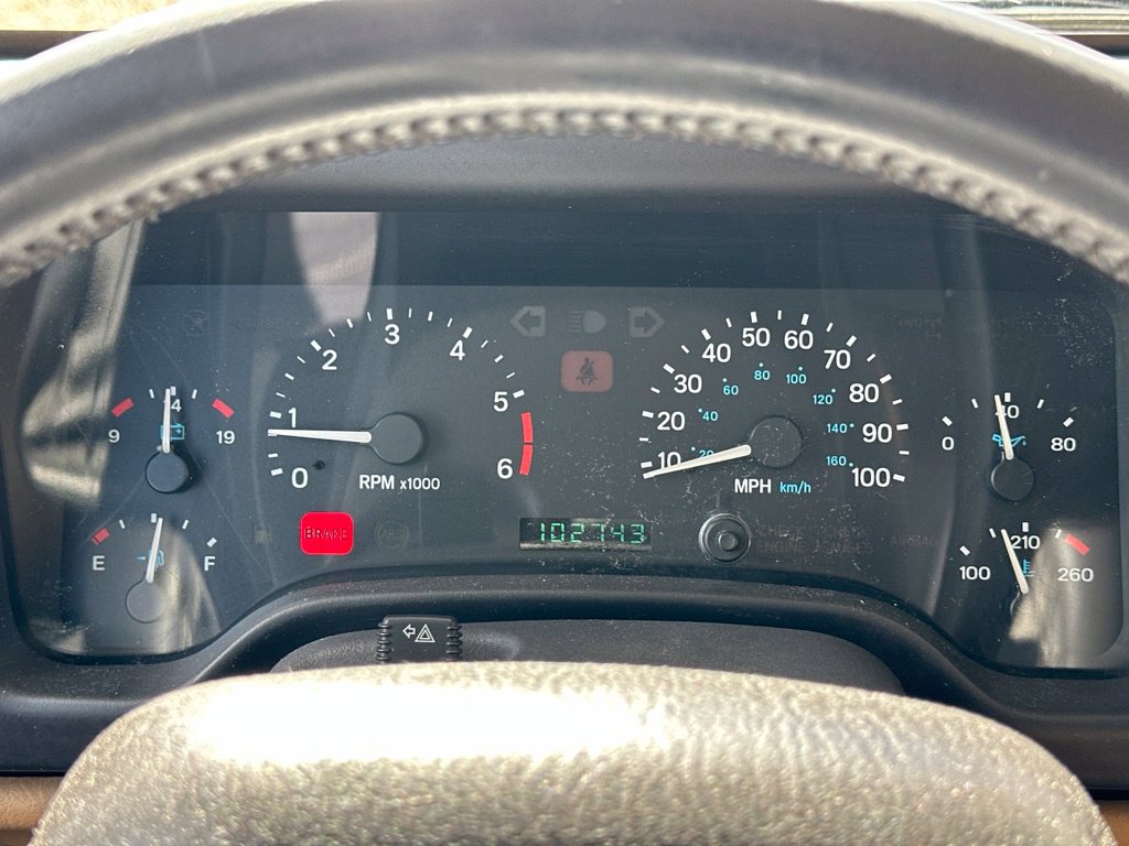 Used 1998 Jeep Wrangler Sahara AWD/4WD image 27