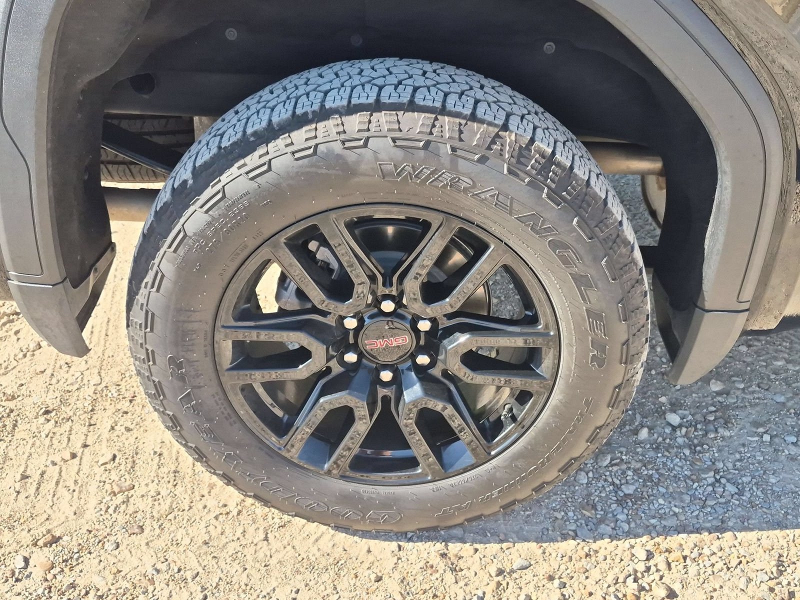 Used 2022 GMC Sierra 1500 Elevation AWD/4WD image 32