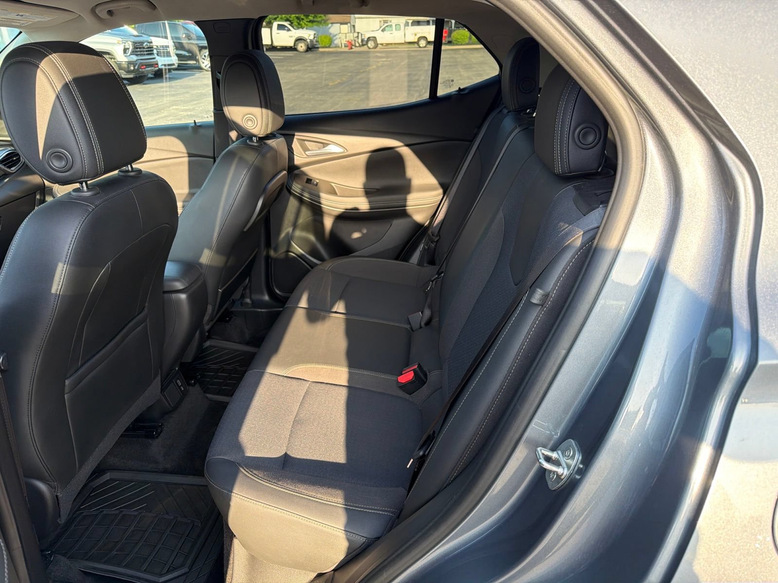 Used 2020 Buick Encore GX Preferred w/ Cold Weather Comfort Package FWD image 25