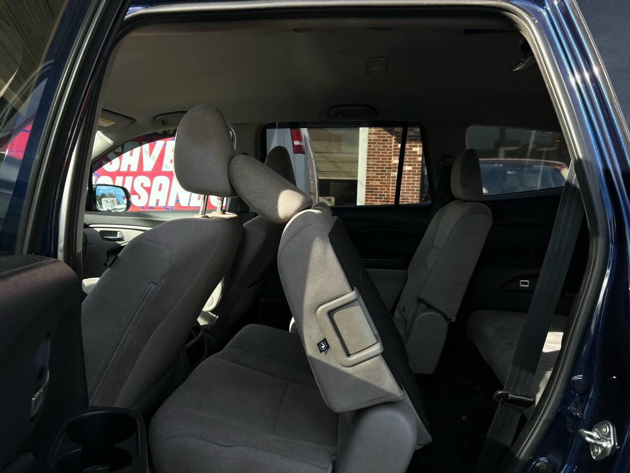 Used 2019 Honda Pilot LX image 32