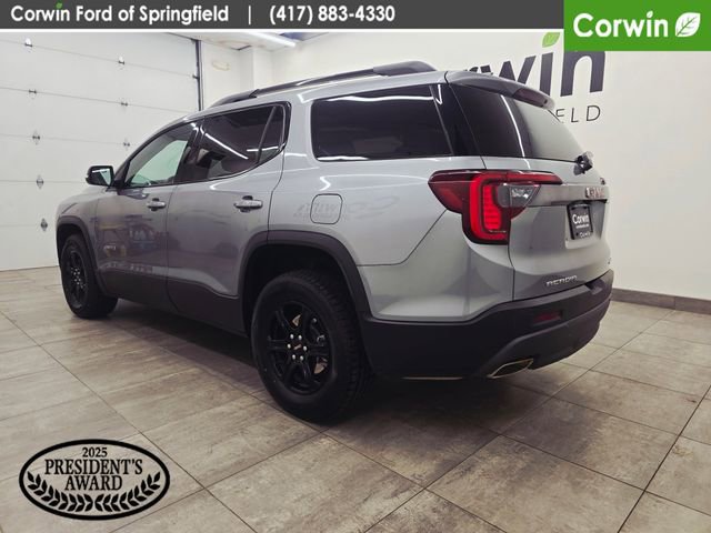 Used 2023 GMC Acadia AT4 AWD/4WD image 3