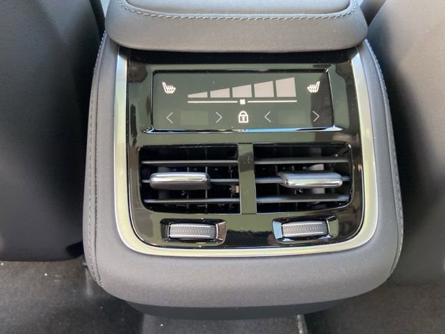 New 2026 Volvo XC90 B6 Ultra image 14