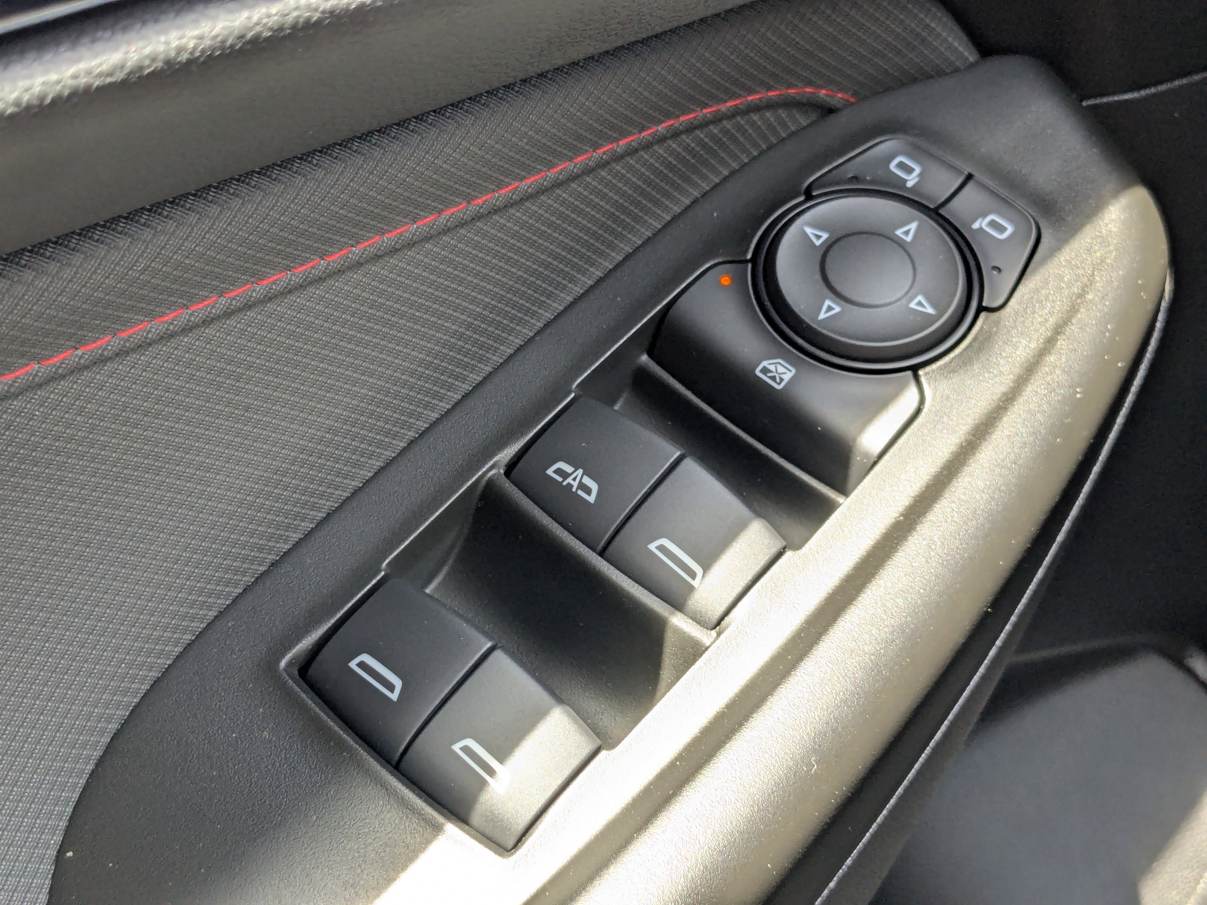 New 2025 Chevrolet TrailBlazer RS w/ Driver Confidence Package image 15