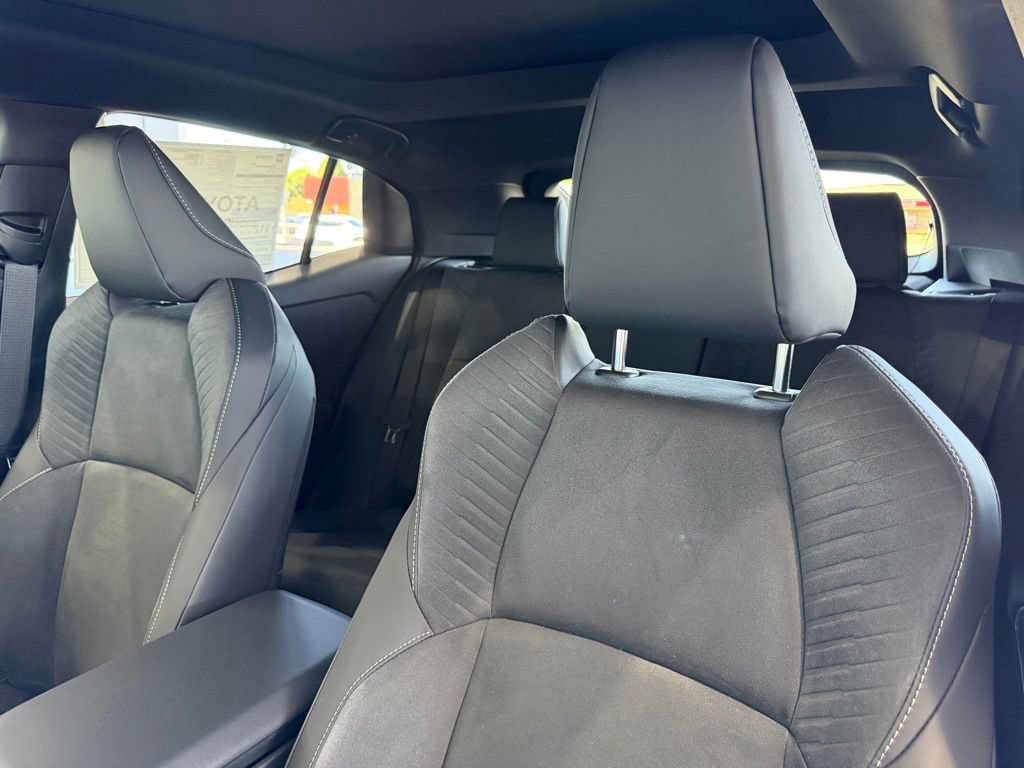 New 2026 Toyota C-HR AWD/4WD image 19