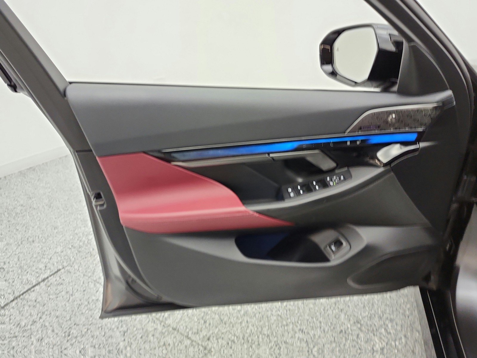 Used 2024 BMW i5 M60 w/ Executive Package AWD/4WD image 14