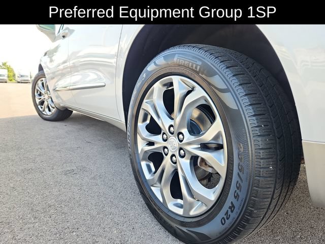 Used 2019 Buick Enclave Avenir w/ Avenir Technology Package AWD/4WD image 18