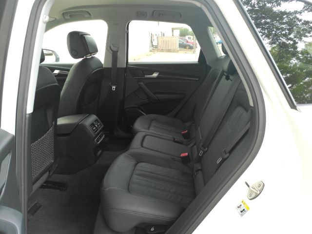 Used 2020 Audi Q5 2.0T Premium image 17