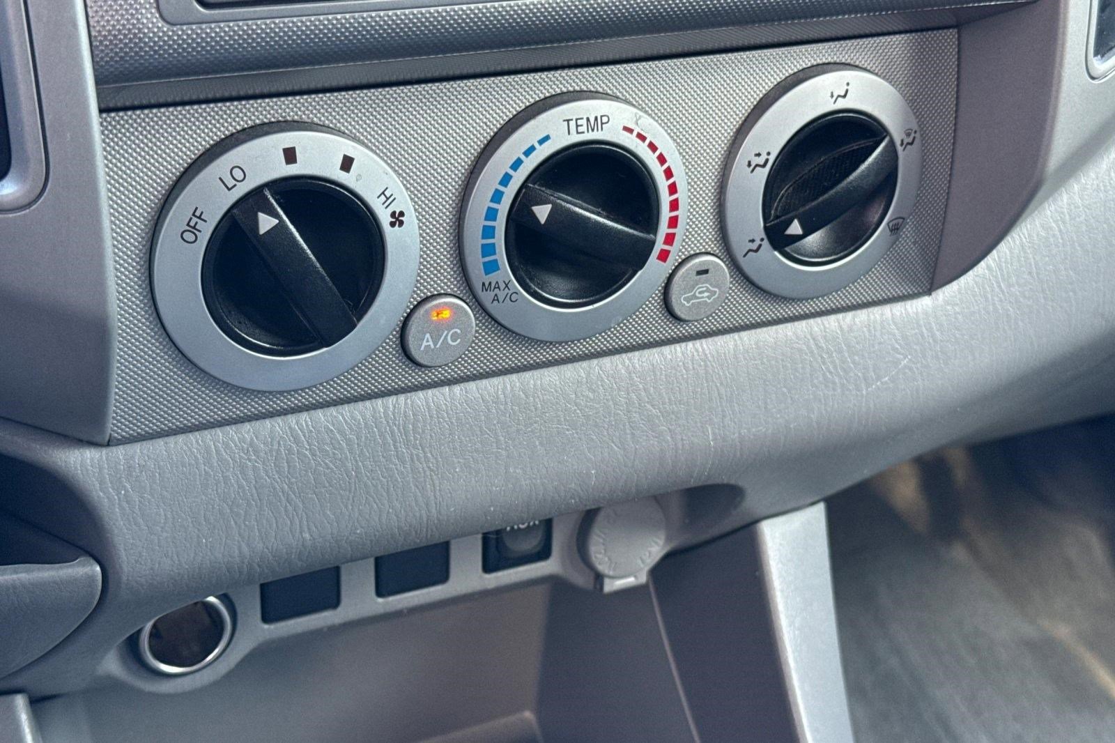 Used 2010 Toyota Tacoma PreRunner image 24