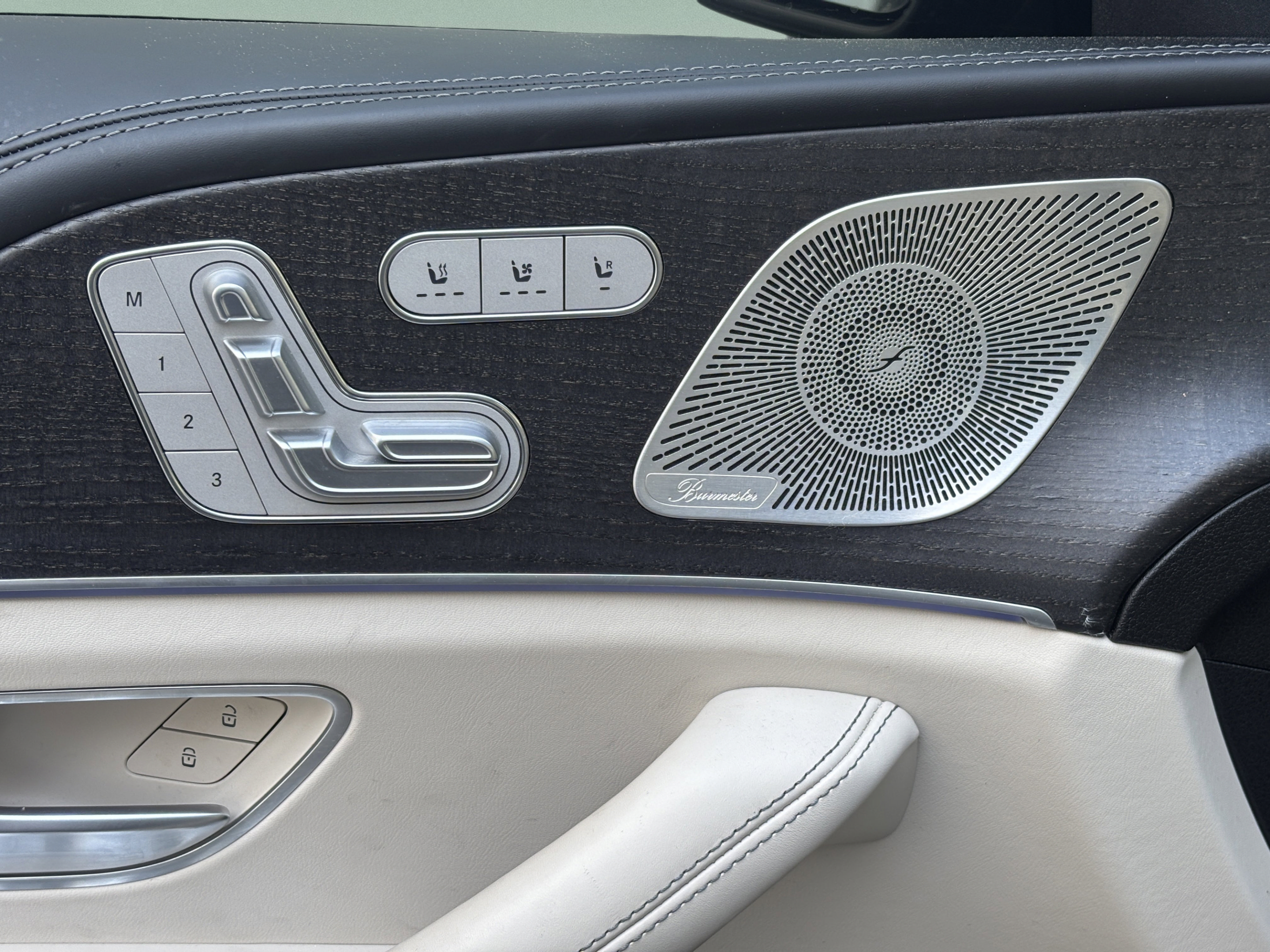 Certified 2023 Mercedes-Benz GLS 63 AMG 4MATIC image 30