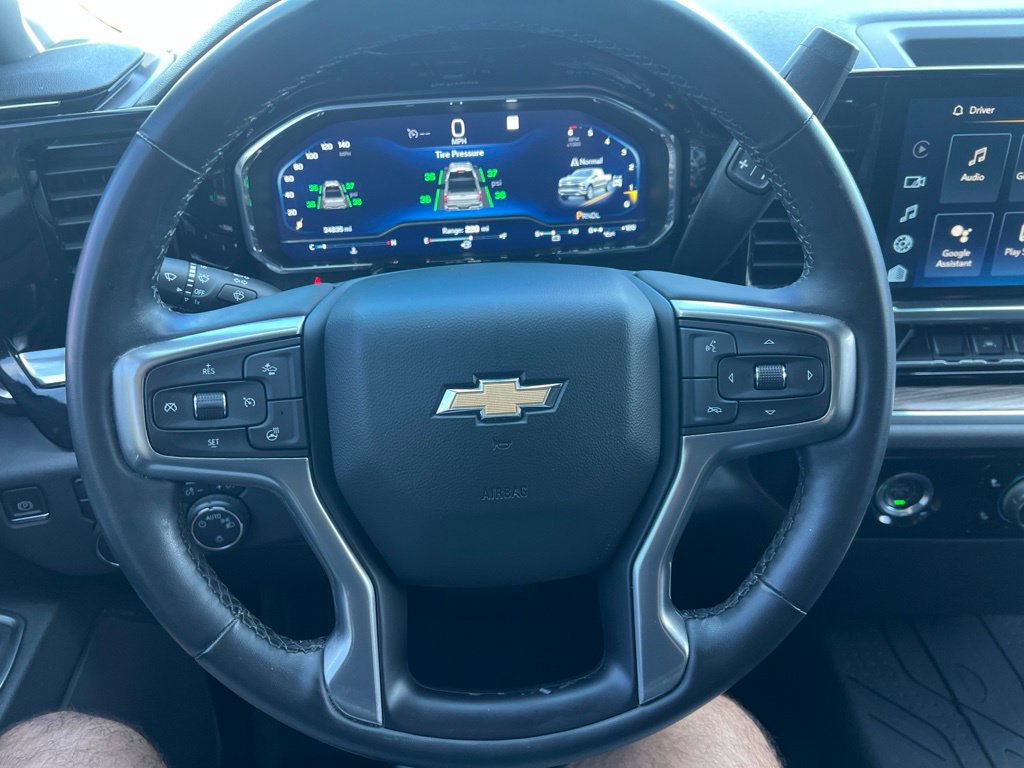 Used 2023 Chevrolet Silverado 1500 LT AWD/4WD image 46