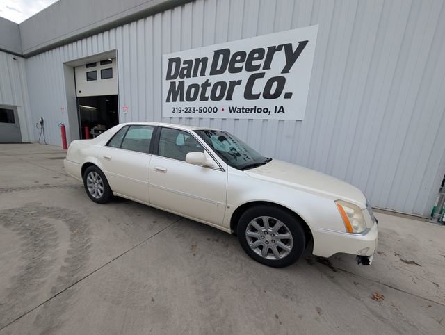Used 2008 Cadillac DTS w/ Sun And Sound Package FWD image 20