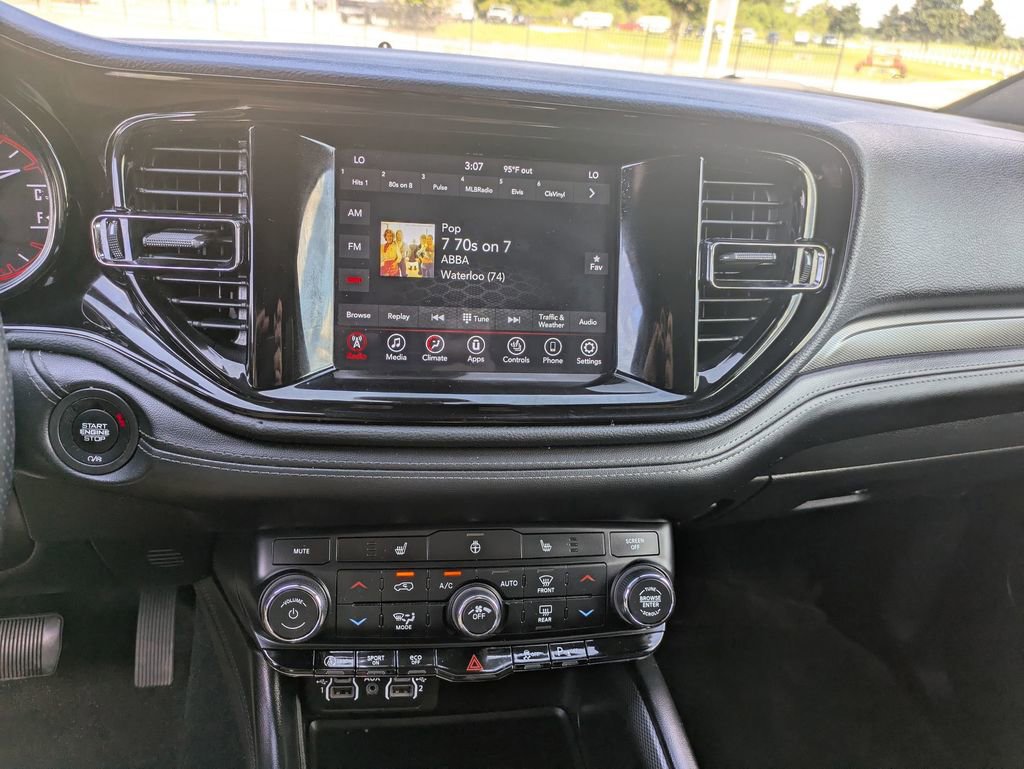 Used 2022 Dodge Durango GT image 22